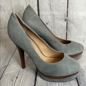 Pour la Victoire Gray Suede Platform Pumps
